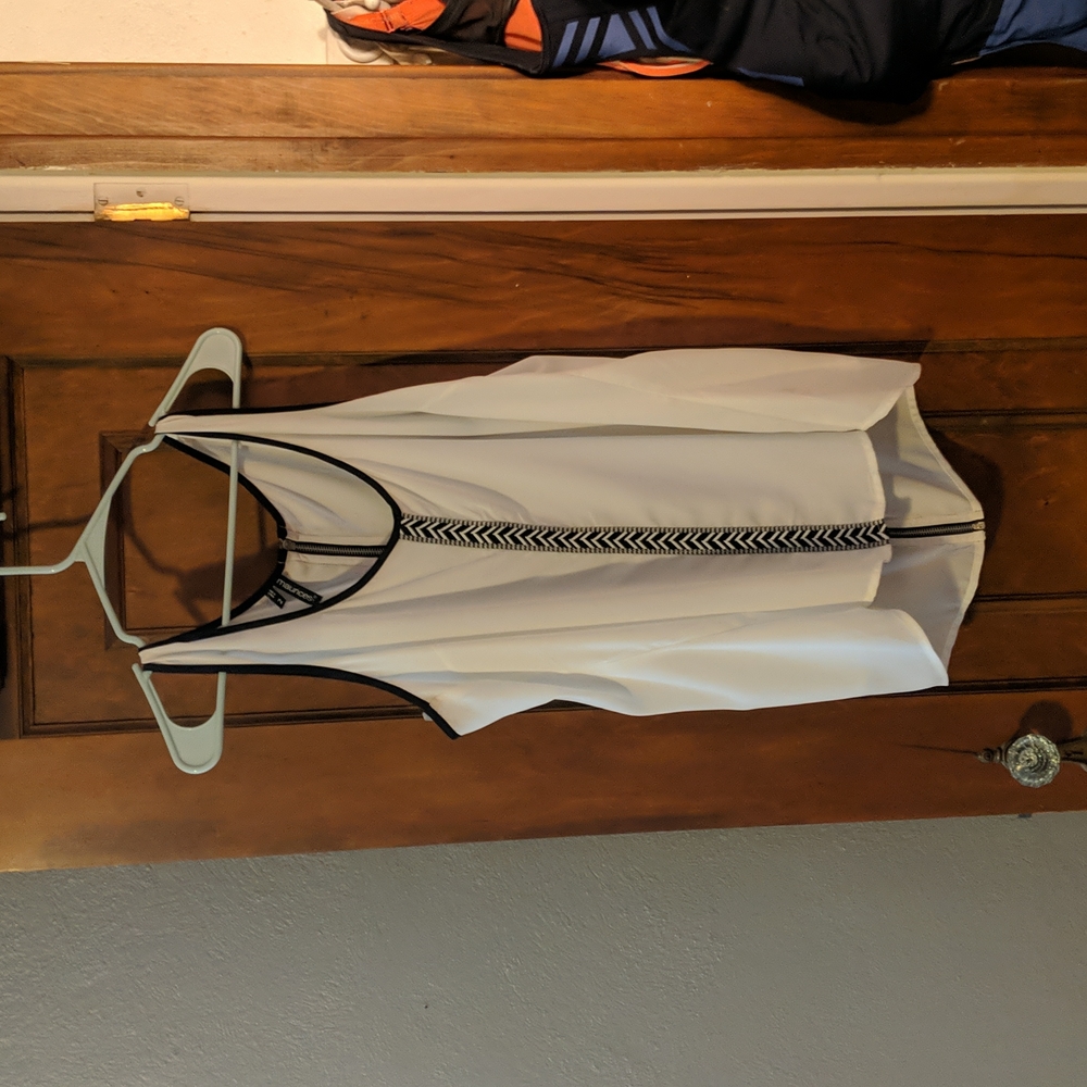 Maurices 2x embellished tank